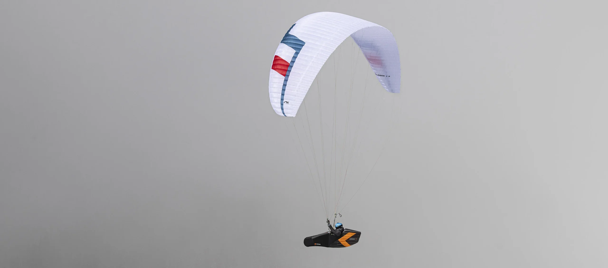 Arrow P harness. Niviuk paragliders.