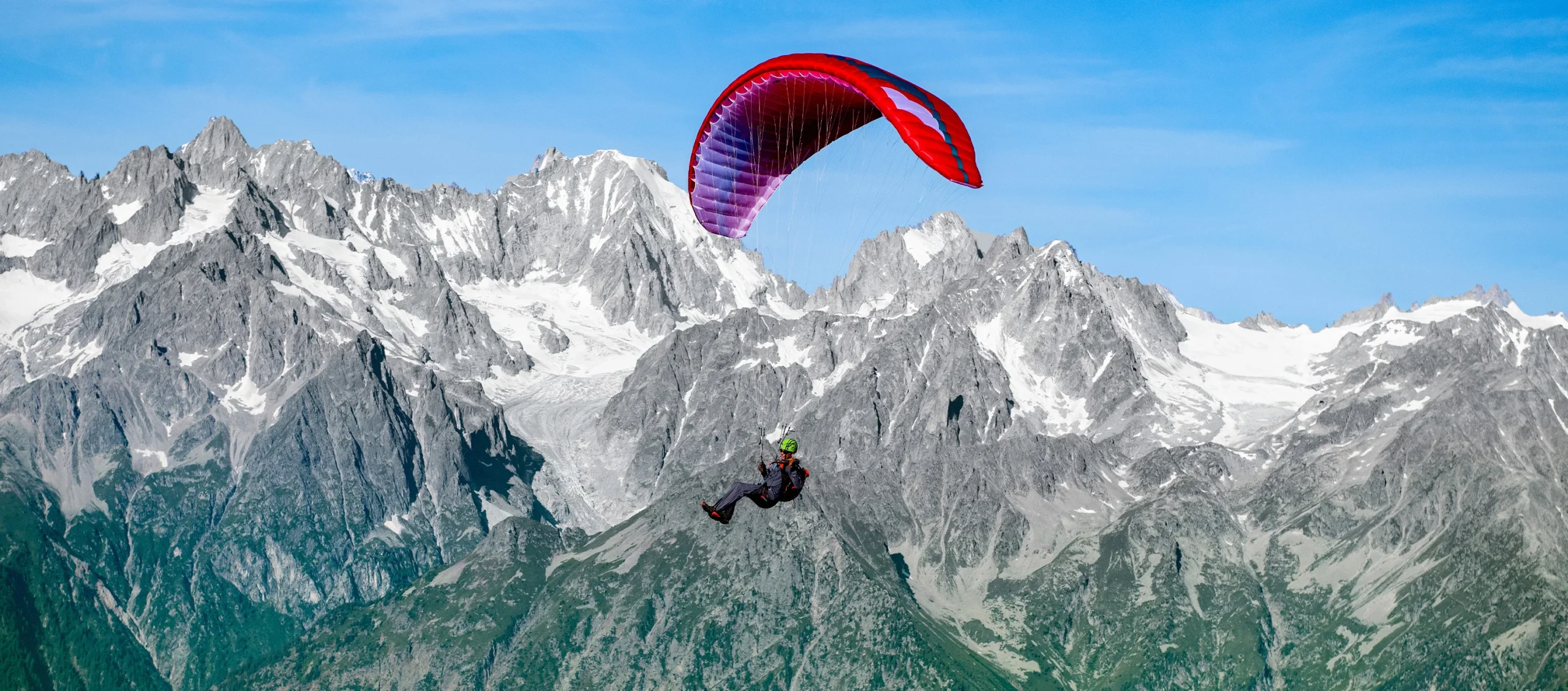Roamer 2 P. Hike and fly harness. Niviuk paragliders