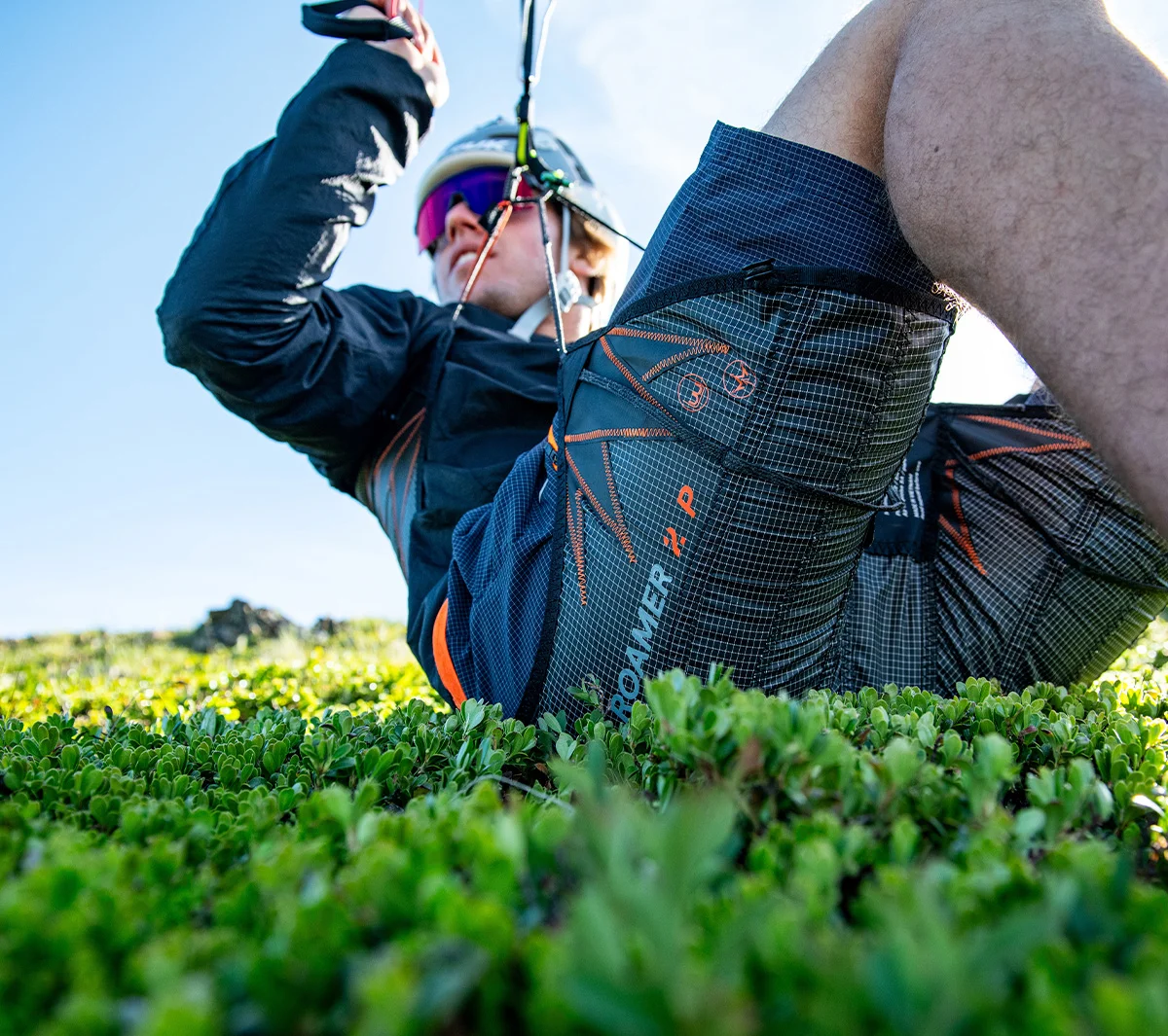 Roamer 2 P. Hike and fly harness. Niviuk paragliders