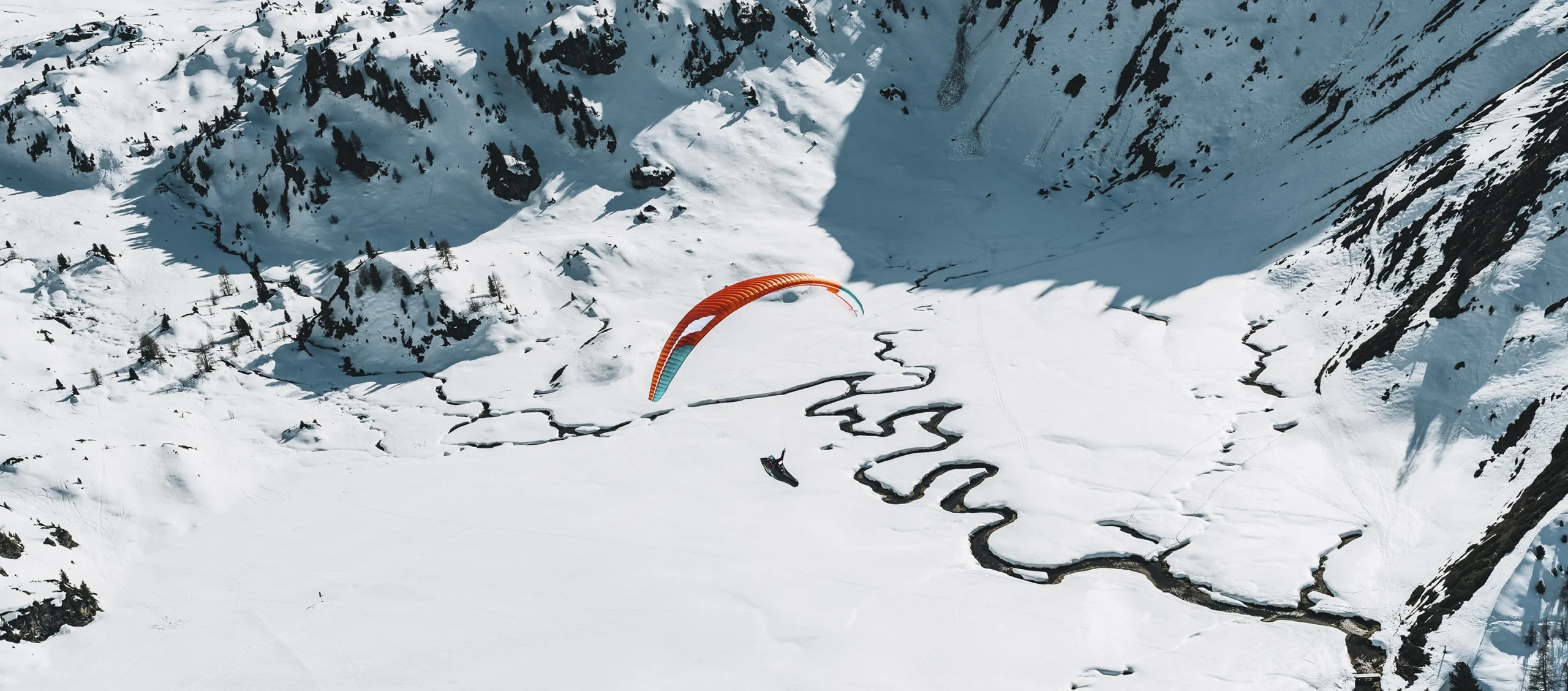 Artik R 2, two-liner glider, cross country Niviuk paraglider