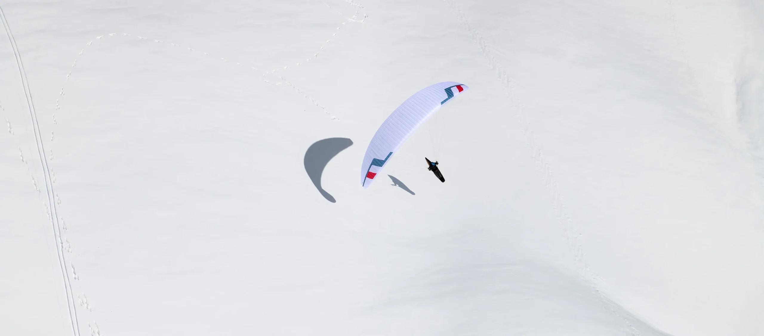 Klimber 3 P, Niviuk two-liner ultralight competition hike and fly paraglider