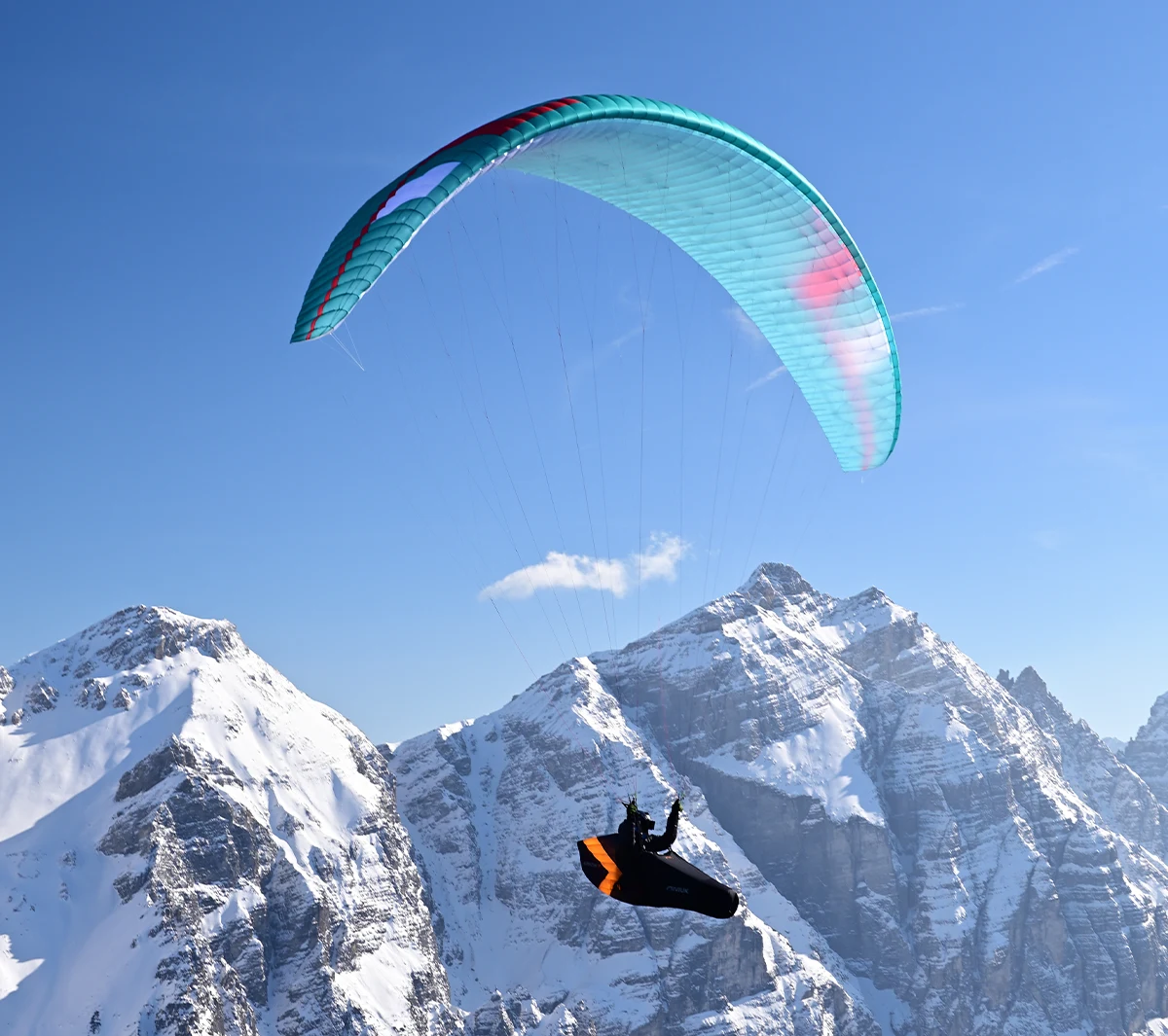 Klimber 3 P, Niviuk two-liner ultralight competition hike and fly glider