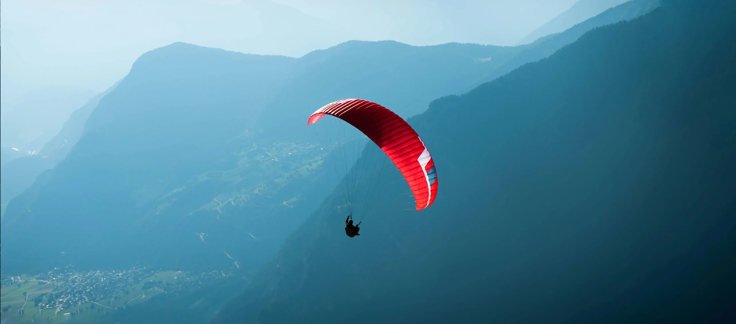 Koyot 5 P, light beginner wing by Niviuk