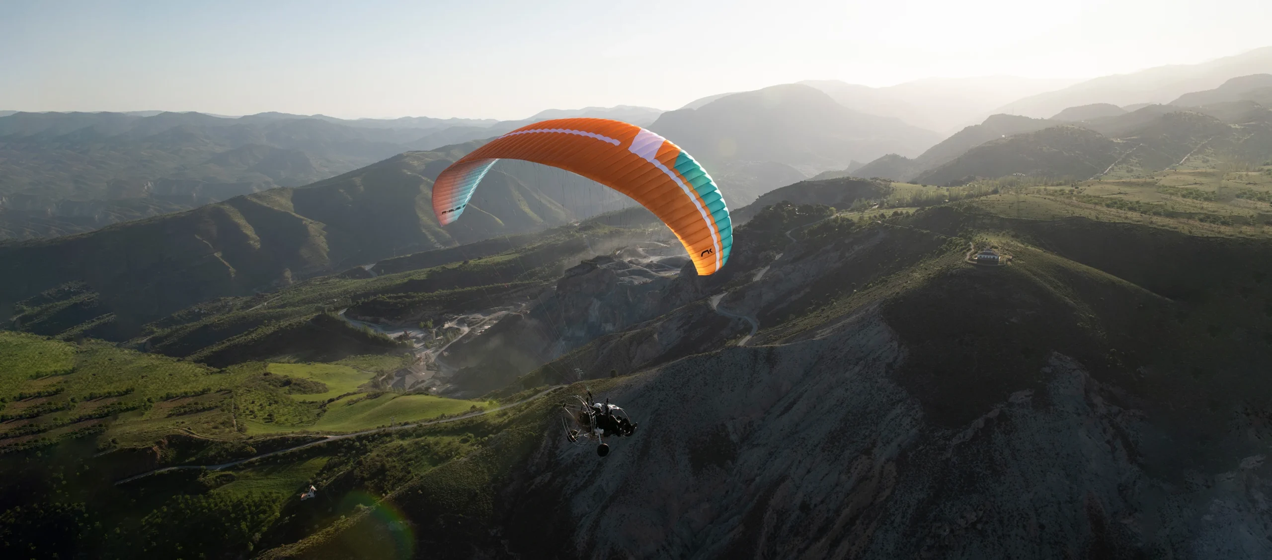 R-Bus 2, paramotor tandem wing by Niviuk