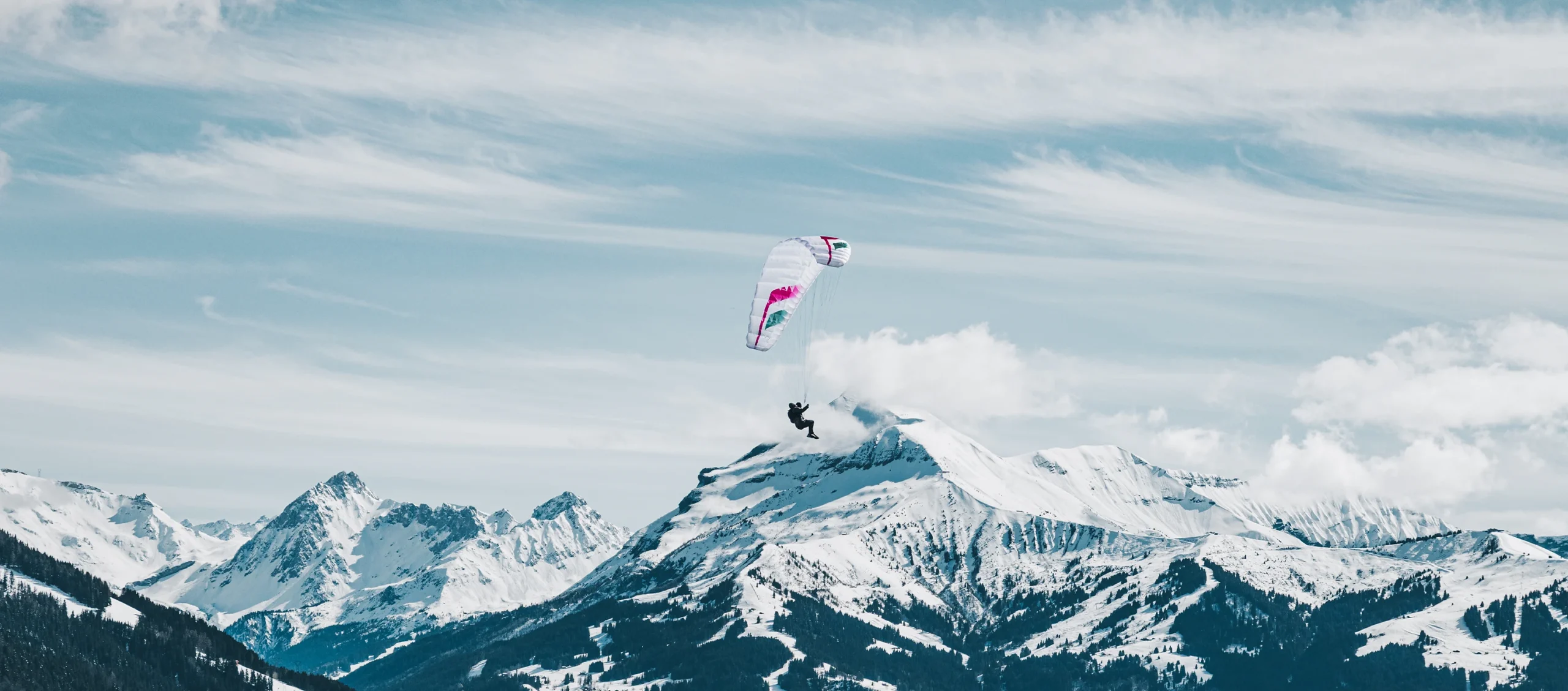 Skin 4 P single-surface ultralight paraglider by Niviuk