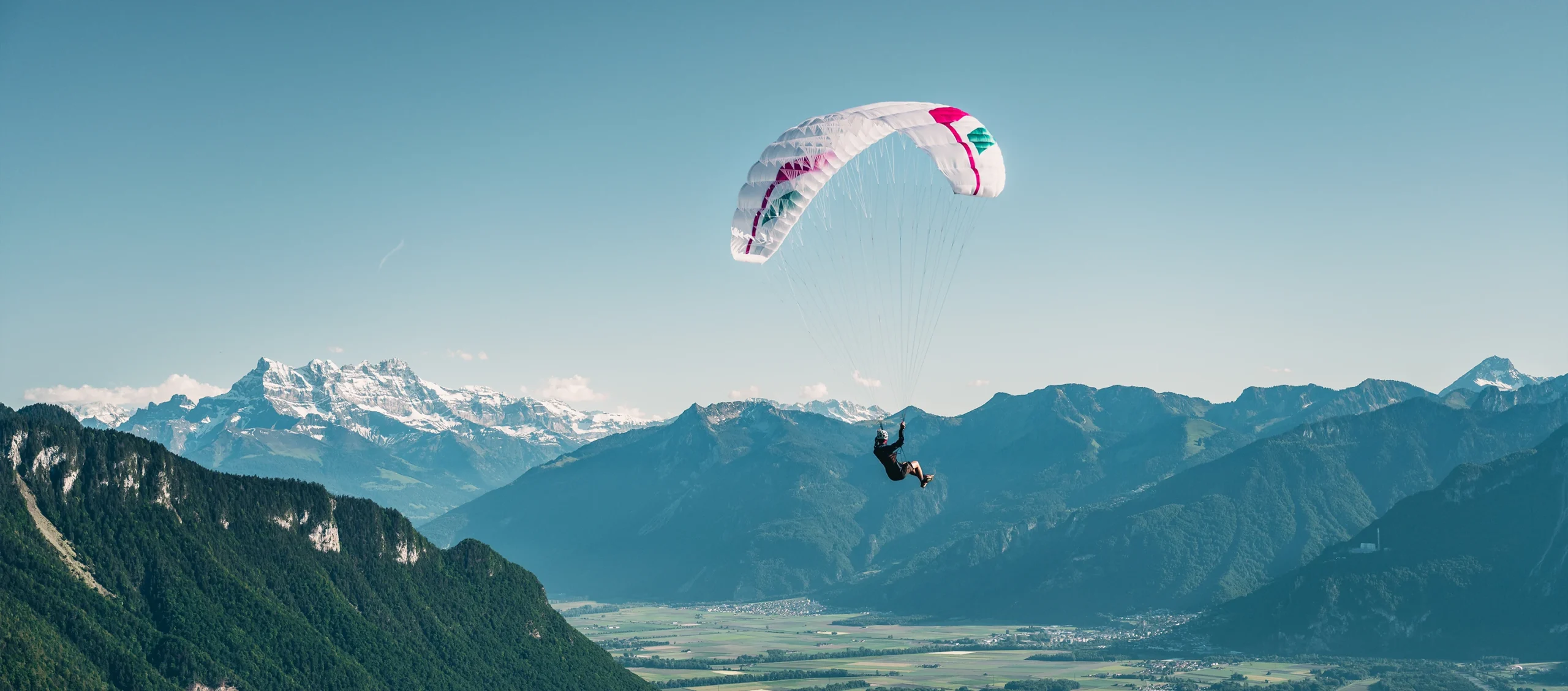 Skin 4 P monosurface ultralight wing by Niviuk Paragliders